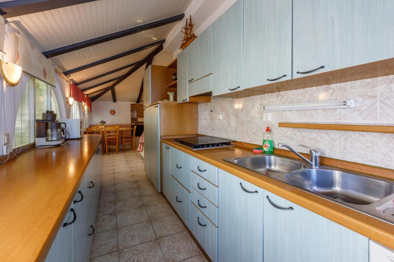 קריקווניצה Apartmani Visnja מראה חיצוני תמונה