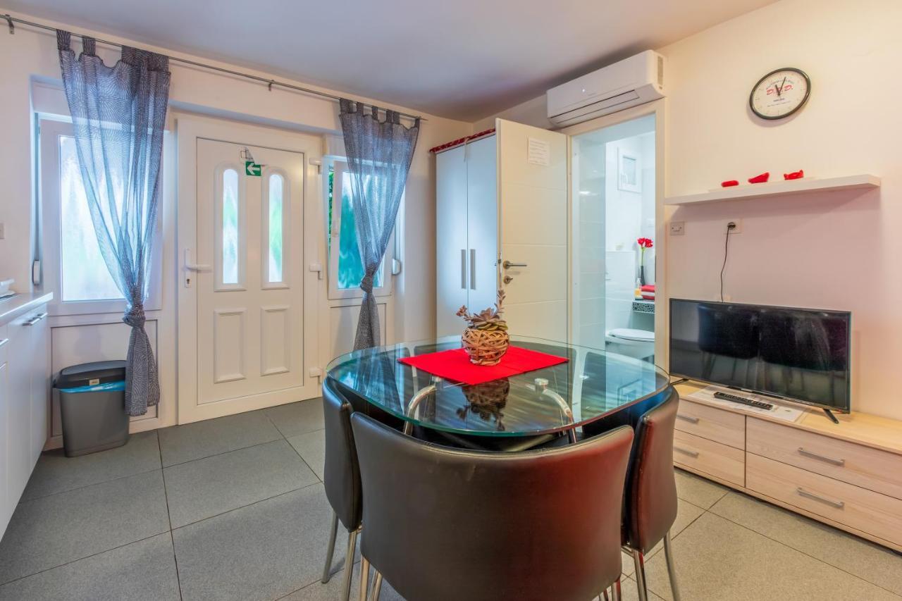 קריקווניצה Apartmani Visnja מראה חיצוני תמונה
